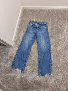 American Eagle Outfitters Medium Blue Wide-Leg Jeans with Frayed Hem